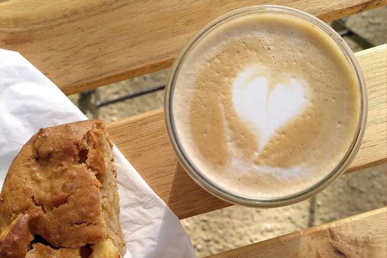 Food Truck Café & Coffee Truck